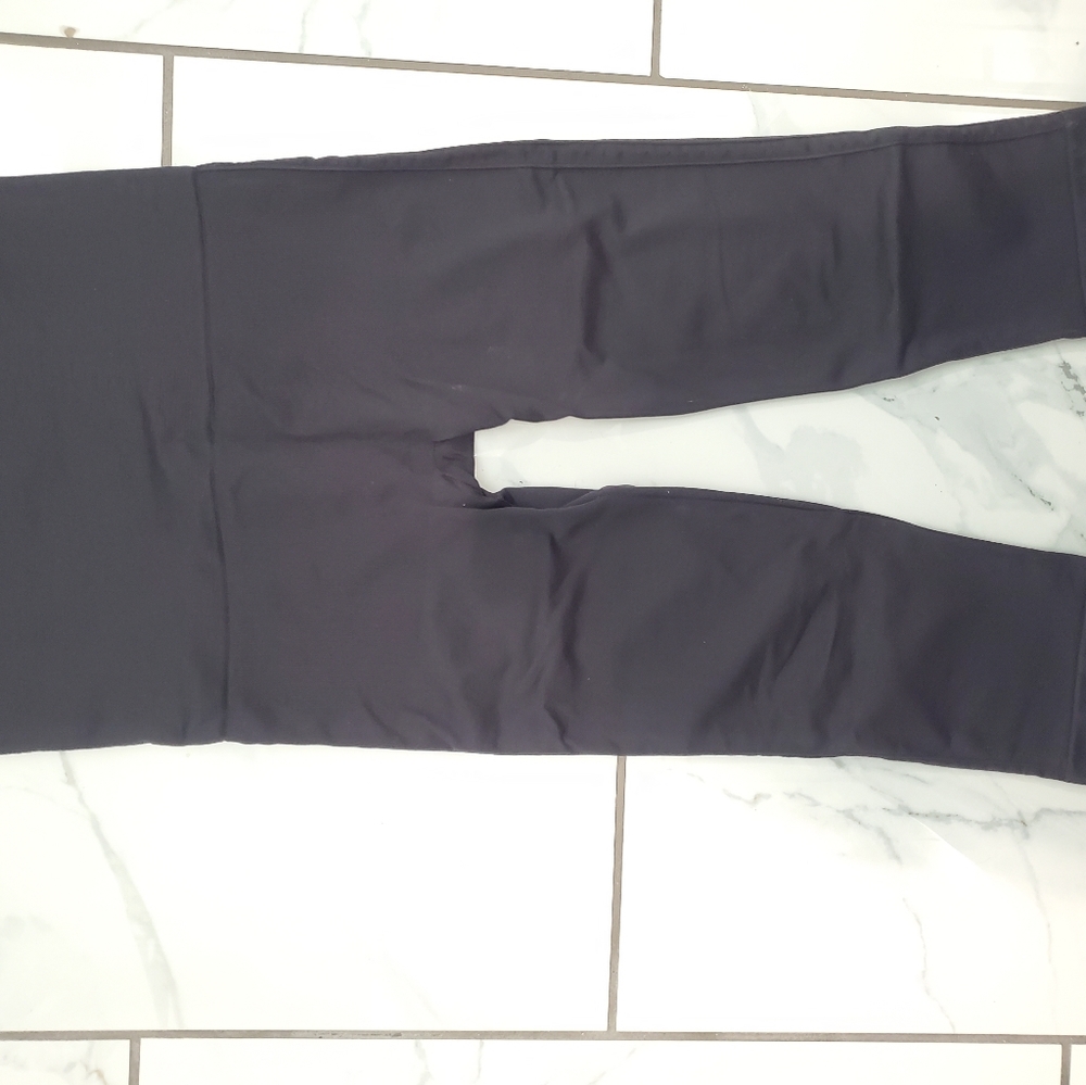 Bellybandit Mothertrucker size Medium Postpartum Legging - not worn